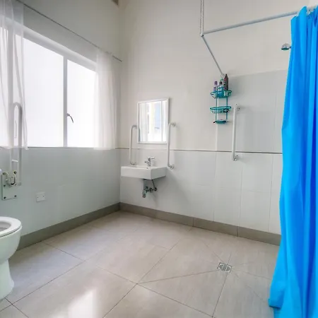 Hostel People & Places Sliema