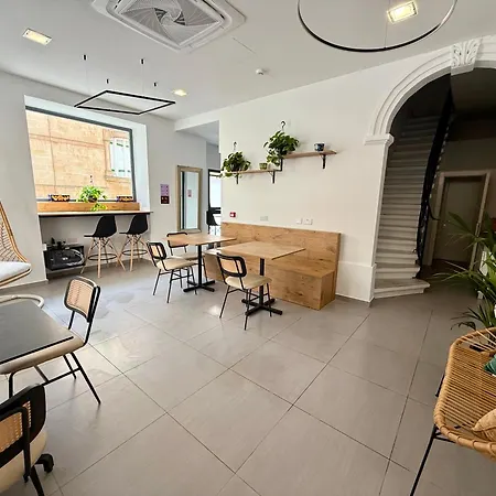 Hostal People & Places Sliema