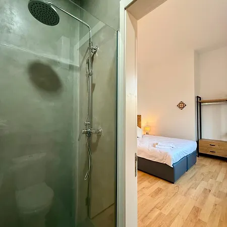 People & Places Sliema