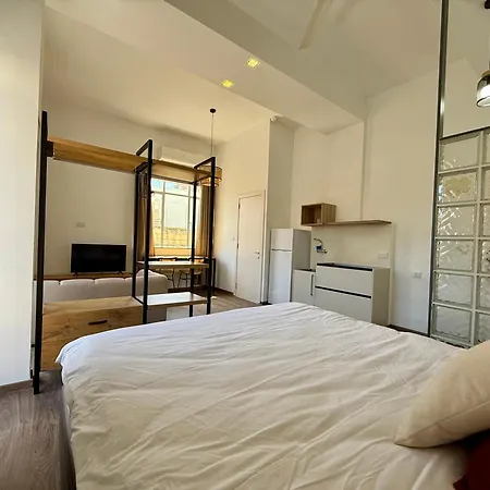 Hostel People & Places *