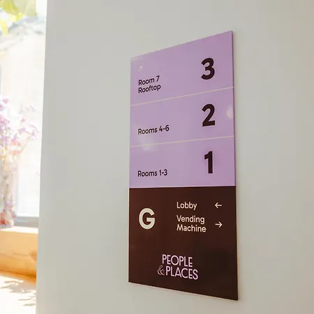 Hostel People & Places Sliema