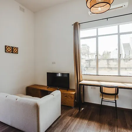 Hostel People & Places *