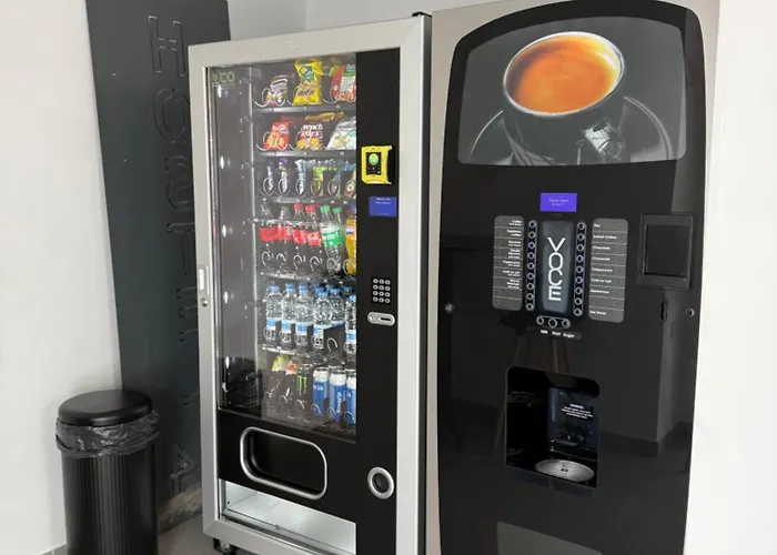 People & Places بيت شباب