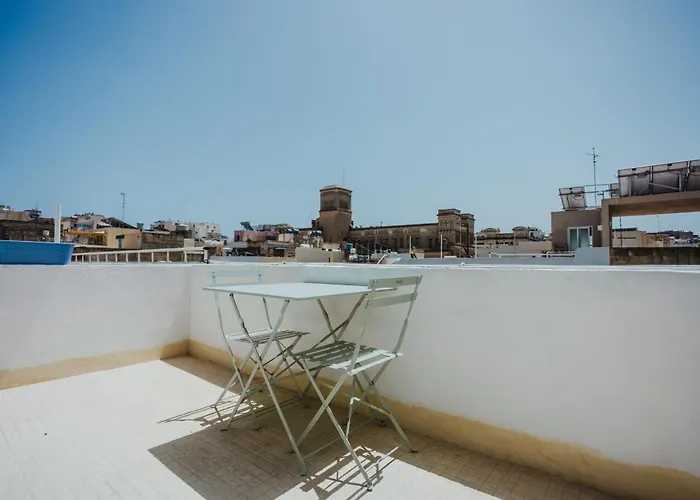 Hostel People & Places *